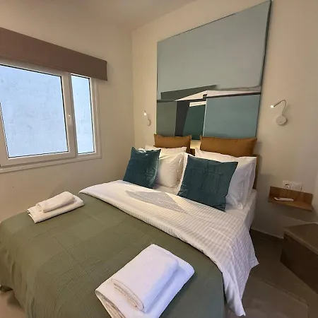 B3 Tsimiski * Saloniki